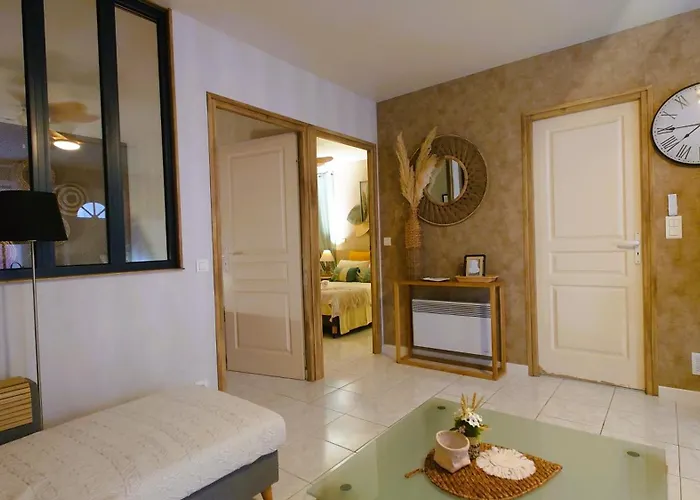 La Maison D 'isa Rdc 메제