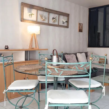 La Maison D 'isa Rdc Apartment *